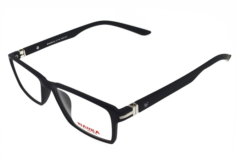BIA 80013 MT BLK ANGLE.jpg